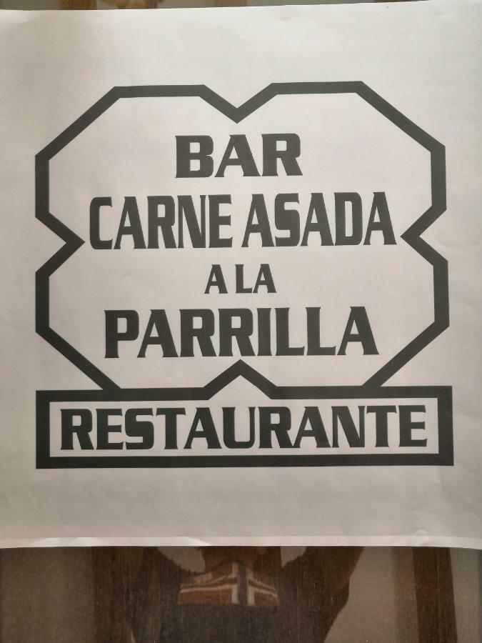 Hostal Restaurante El Chato El Barraco Eksteriør billede